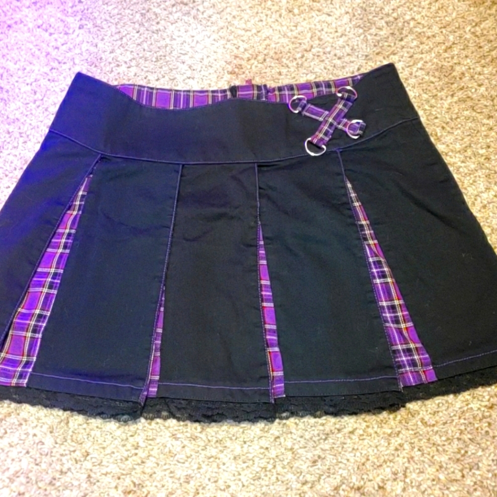 Tripp NYC Purple Plaid Pleated Skirt (M)